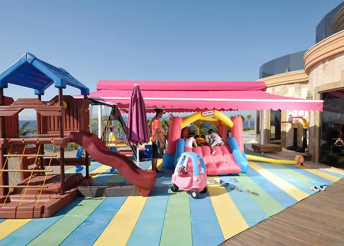 Курортный комплекс The Plaza Bodrum