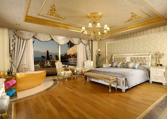 Курортный комплекс The Plaza Bodrum 5*