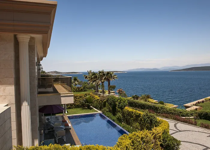 Resort The Plaza Bodrum 5*