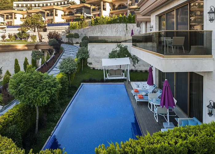 리조트 The Plaza Bodrum